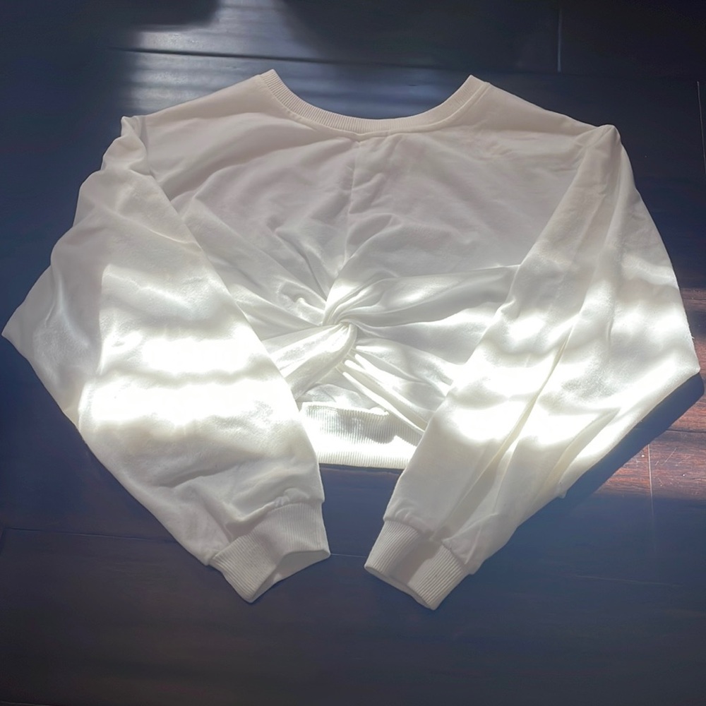 Cropped White Long Sleeve